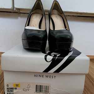 Nine West Platform Heel - Black